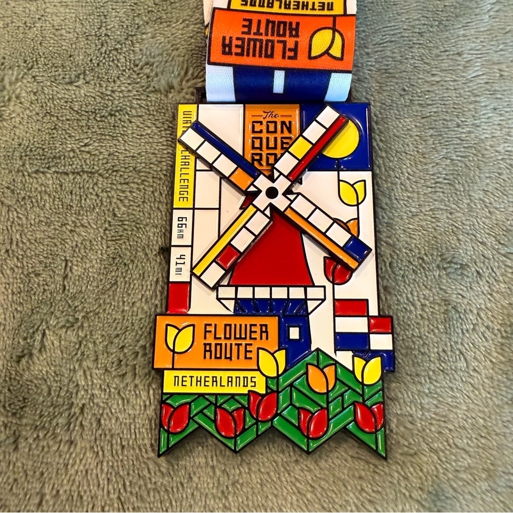 The Conqueror virtual Netherlands Windmill Medal  - Multicolor